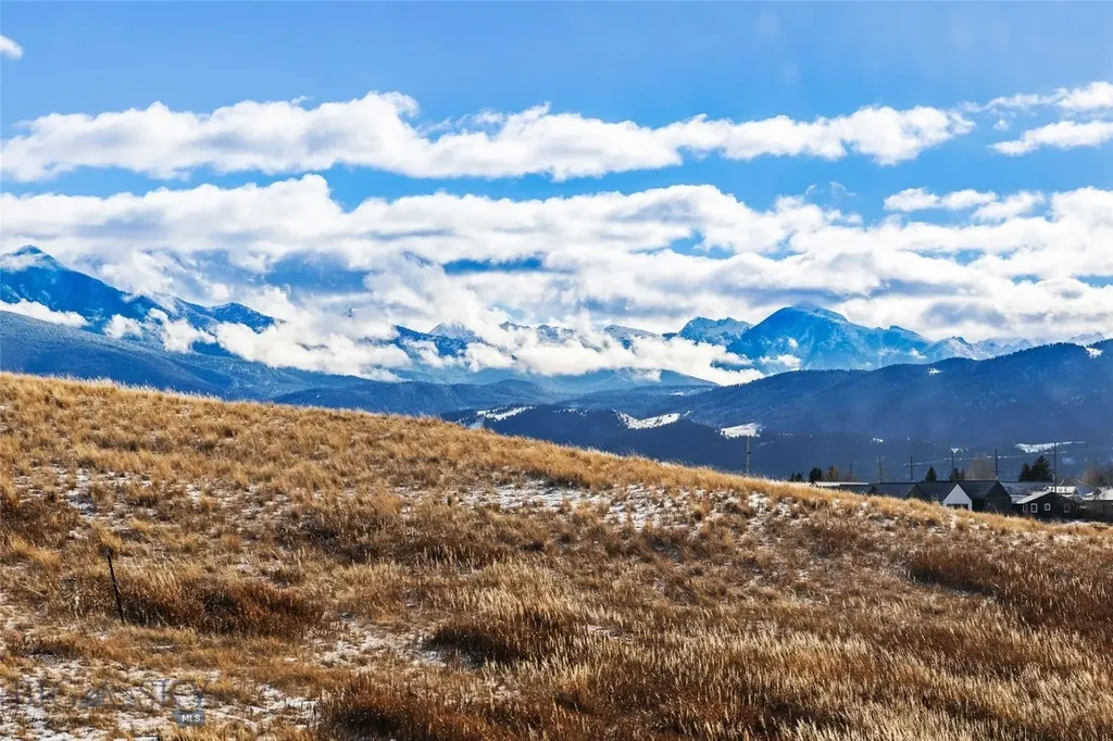 1202 Sweetgrass Lane Livingston MT 59047