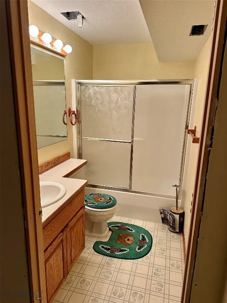 22932 Love Drive Bigfork MT 59911