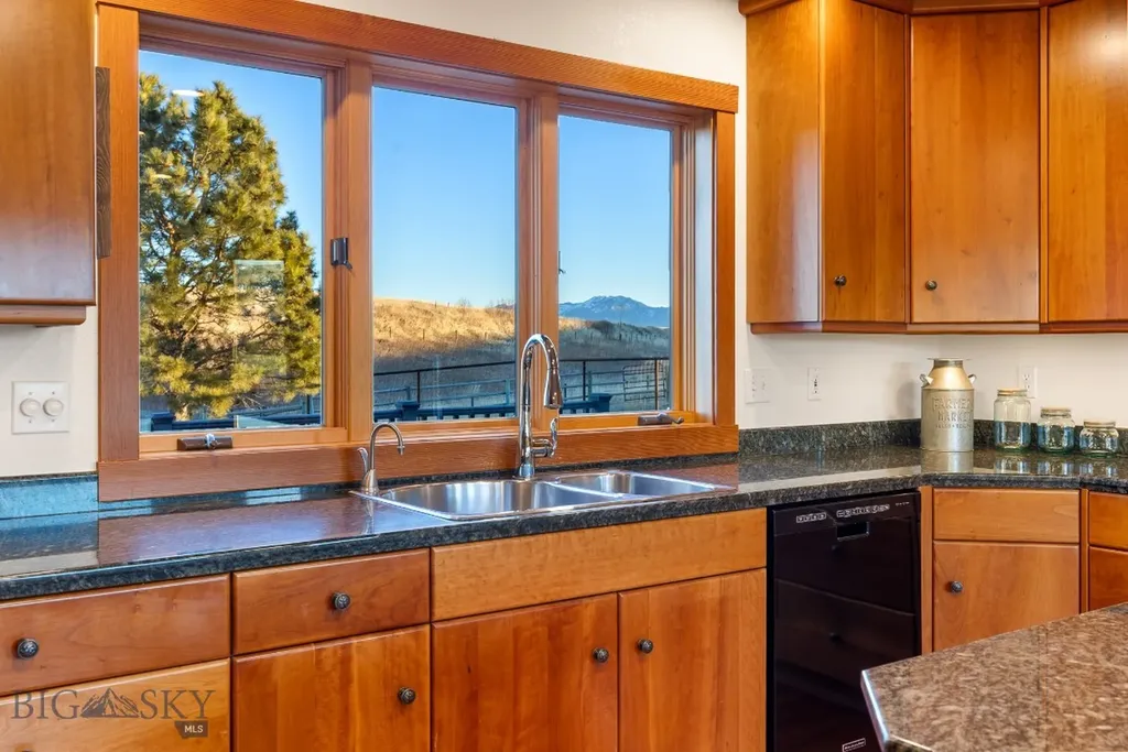 855 Deer Path Bozeman MT 59718