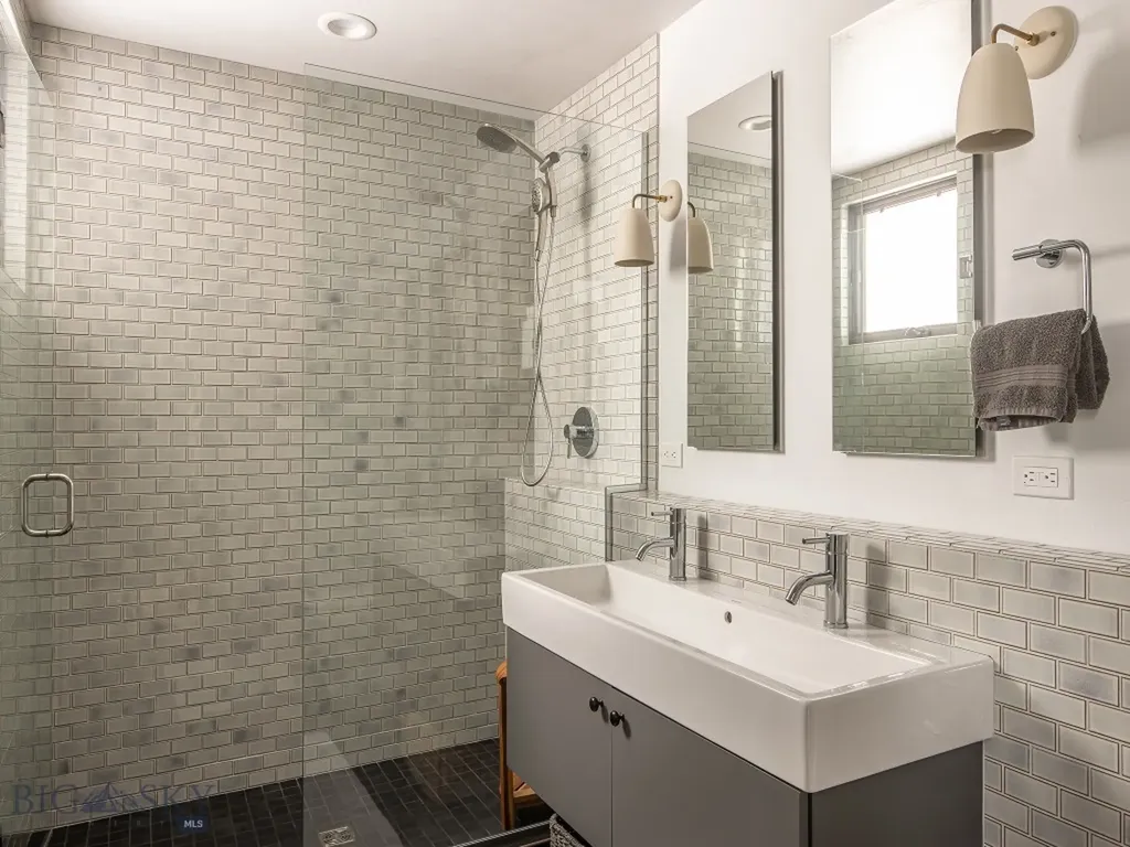 20 Lakewood Drive Big Sky MT 59716