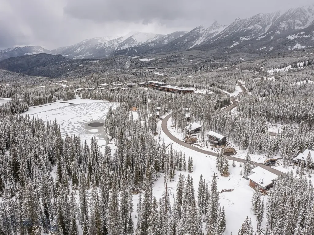 20 Lakewood Drive Big Sky MT 59716