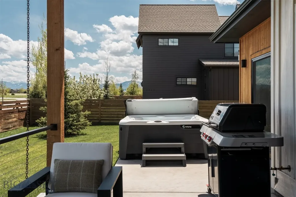 1698 Ryun Sun Way Bozeman MT 59718