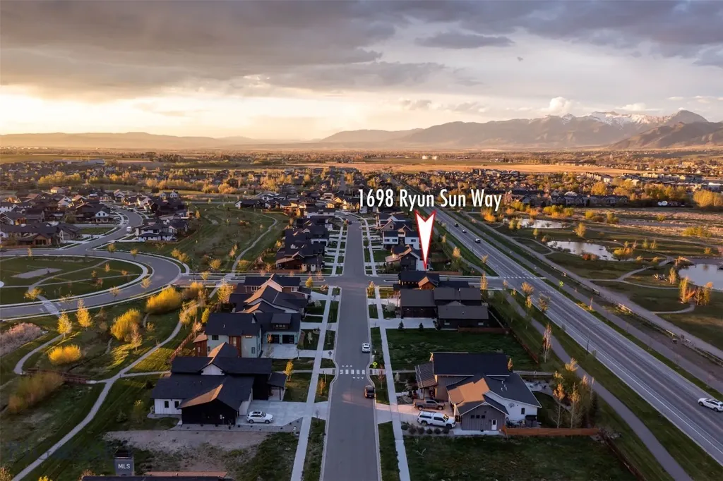 1698 Ryun Sun Way Bozeman MT 59718