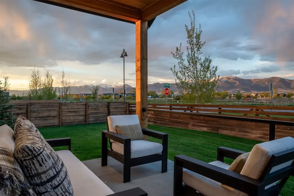 1698 Ryun Sun Way Bozeman MT 59718