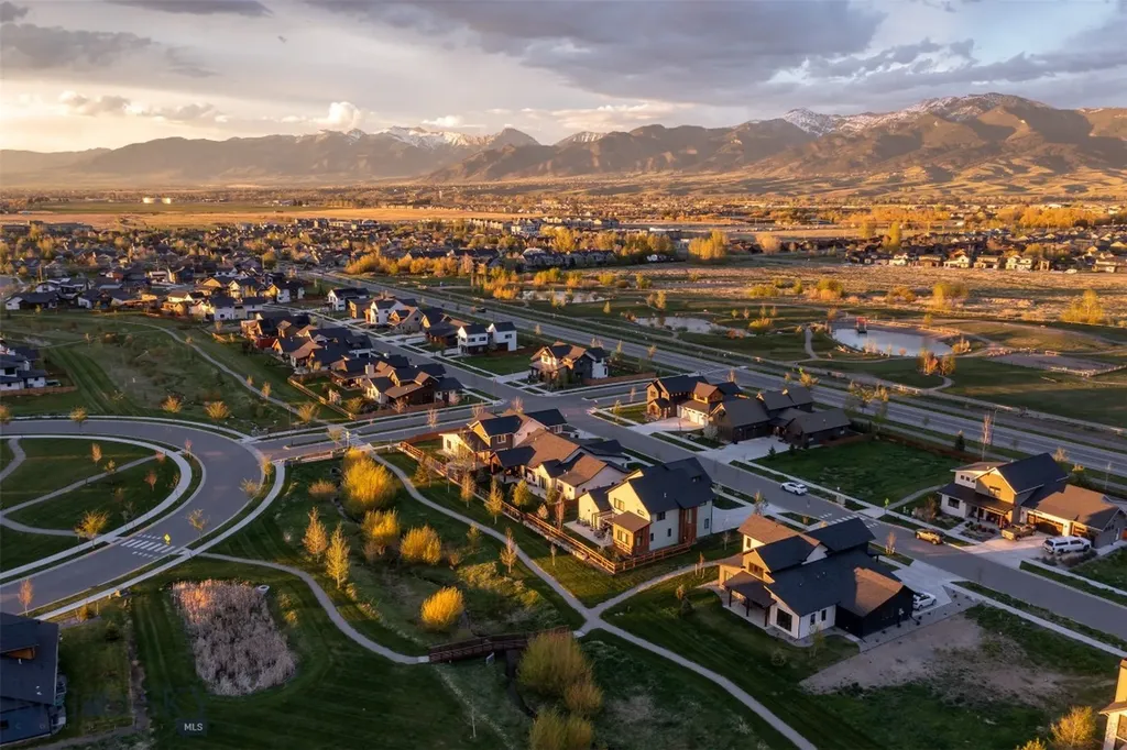 1698 Ryun Sun Way Bozeman MT 59718