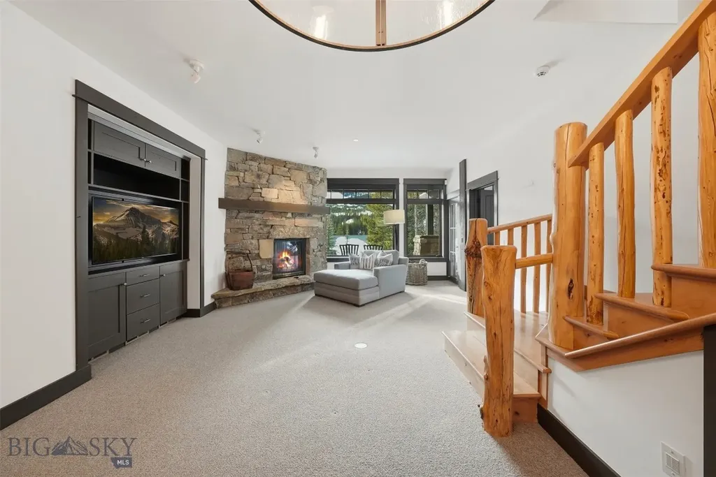 2 Highpoint Drive Big Sky MT 59716