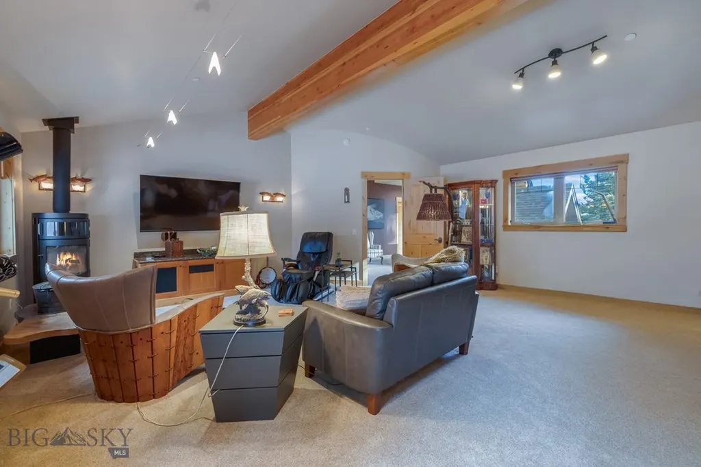 81 Steamboat Trail Gallatin Gateway MT 59730