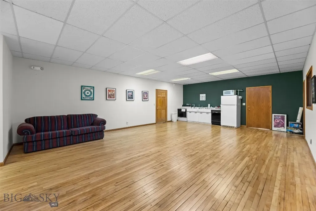 124/126 S 2nd Livingston MT 59047