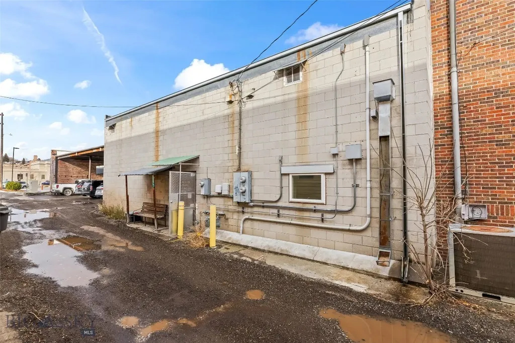 124/126 S 2nd Livingston MT 59047