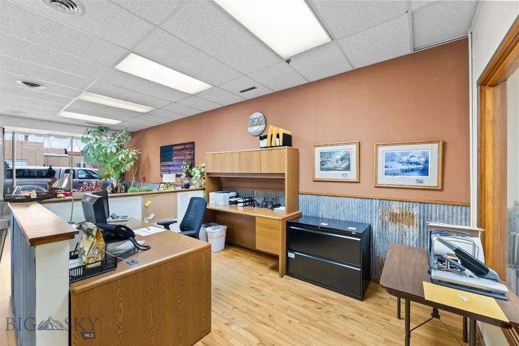 124/126 S 2nd Livingston MT 59047