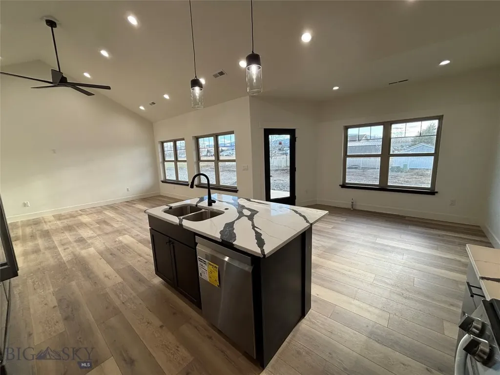 928 Sagebrush Lane Deer Lodge MT 59722
