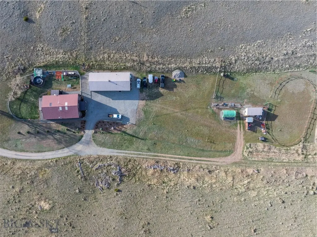 682 E River Road Pray MT 59065