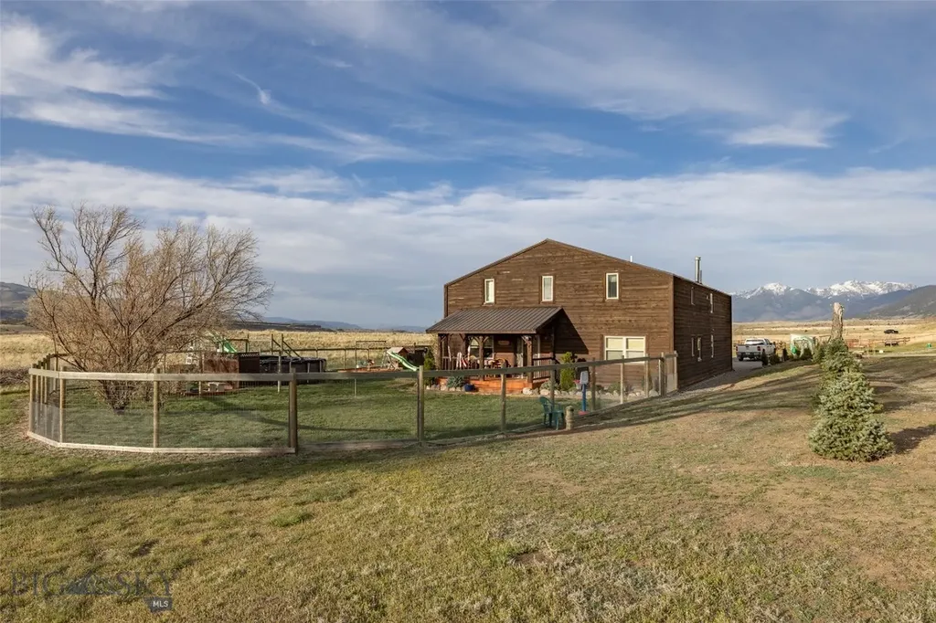 682 E River Road Pray MT 59065