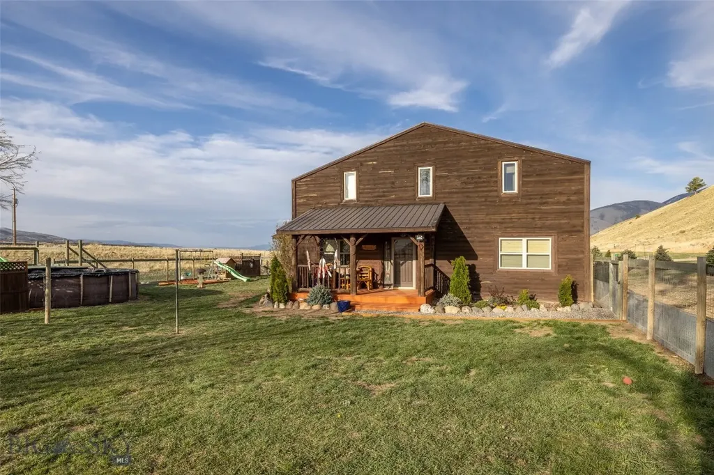 682 E River Road Pray MT 59065