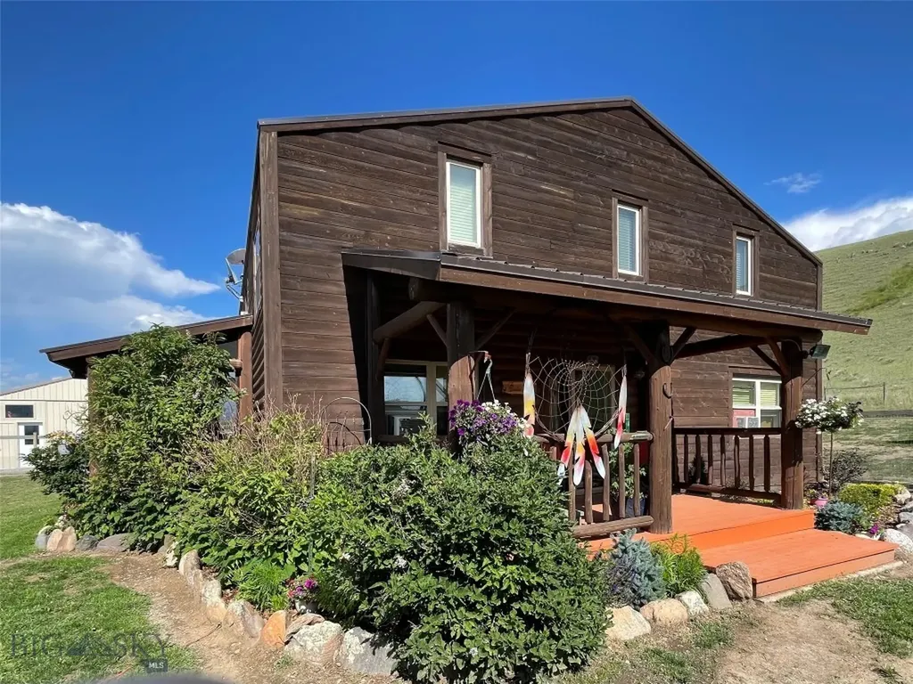 682 E River Road Pray MT 59065