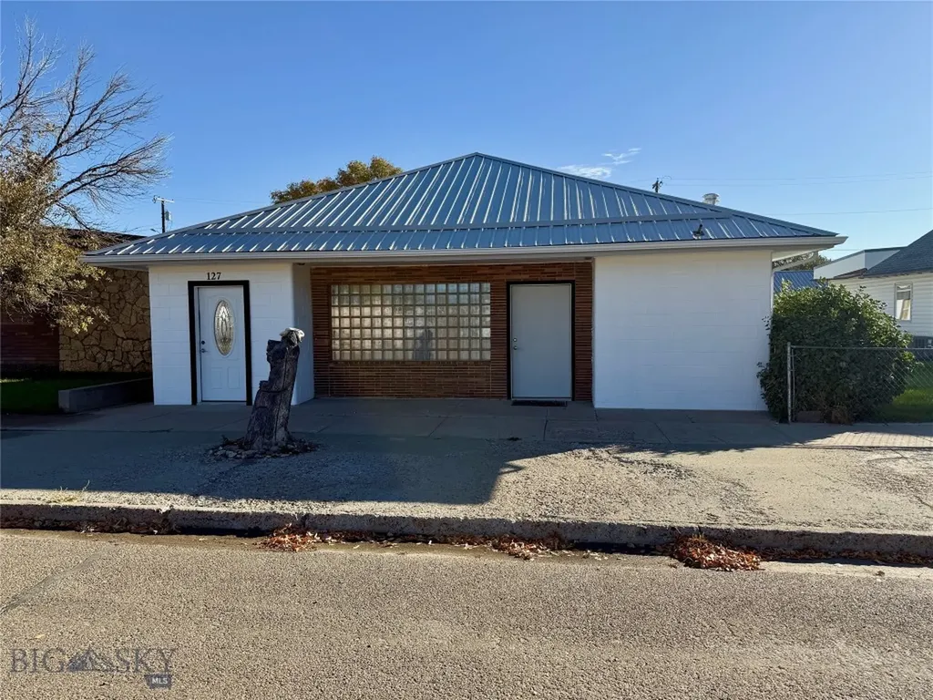 127 Main Street Chester MT 59522