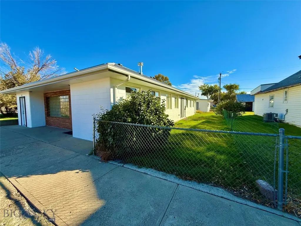 127 Main Street Chester MT 59522
