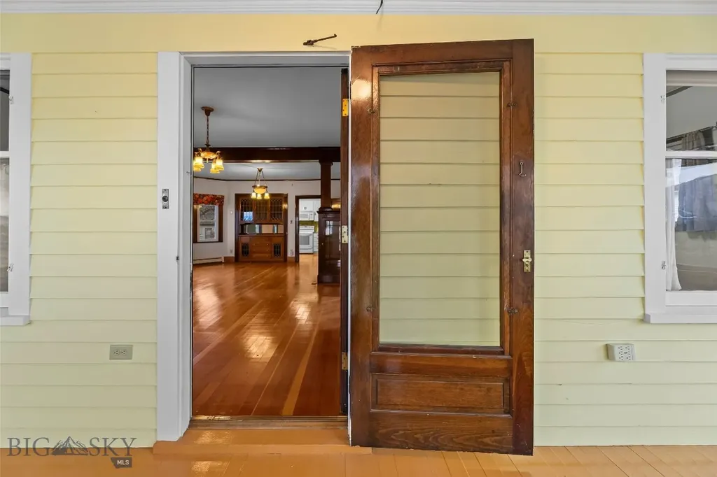 405 N C Street Livingston MT 59047