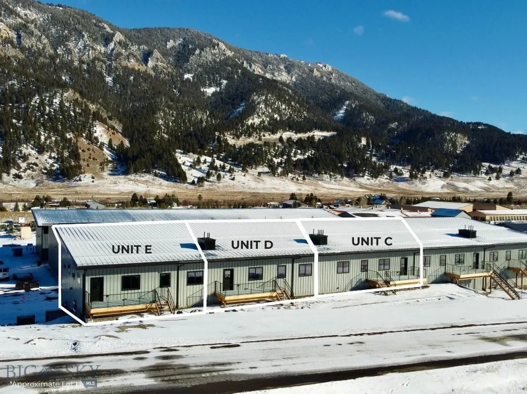 Gallatin Gateway MT 59730