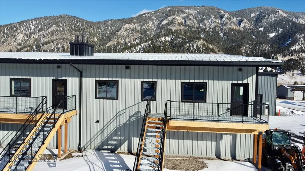 Gallatin Gateway MT 59730