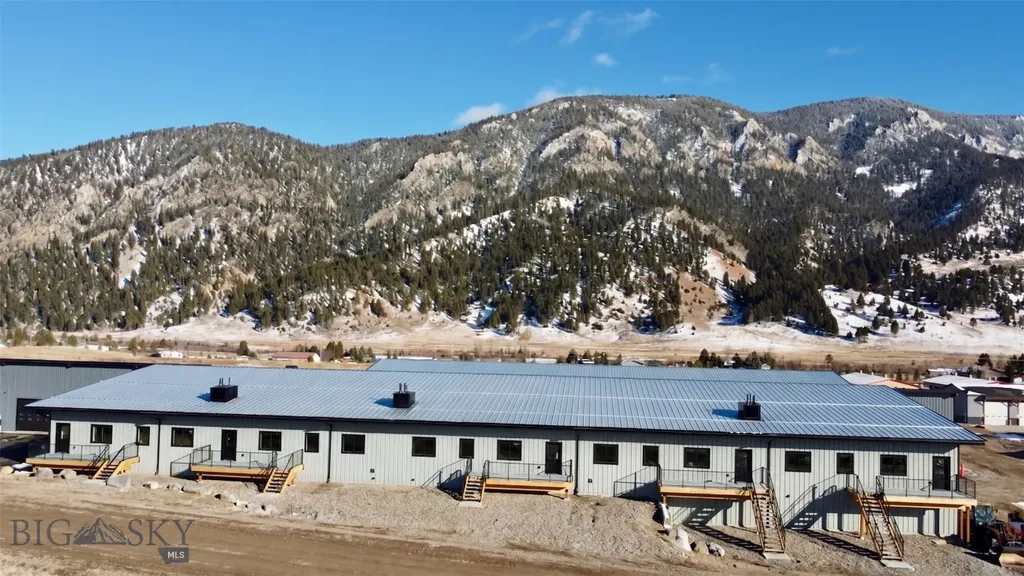 Gallatin Gateway MT 59730