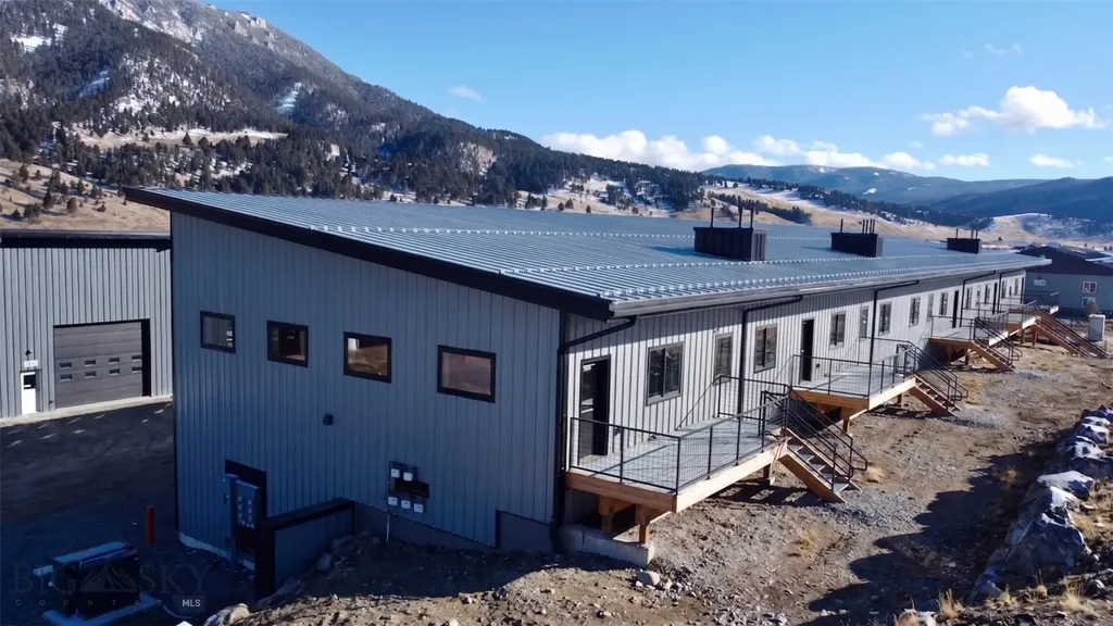 Gallatin Gateway MT 59730