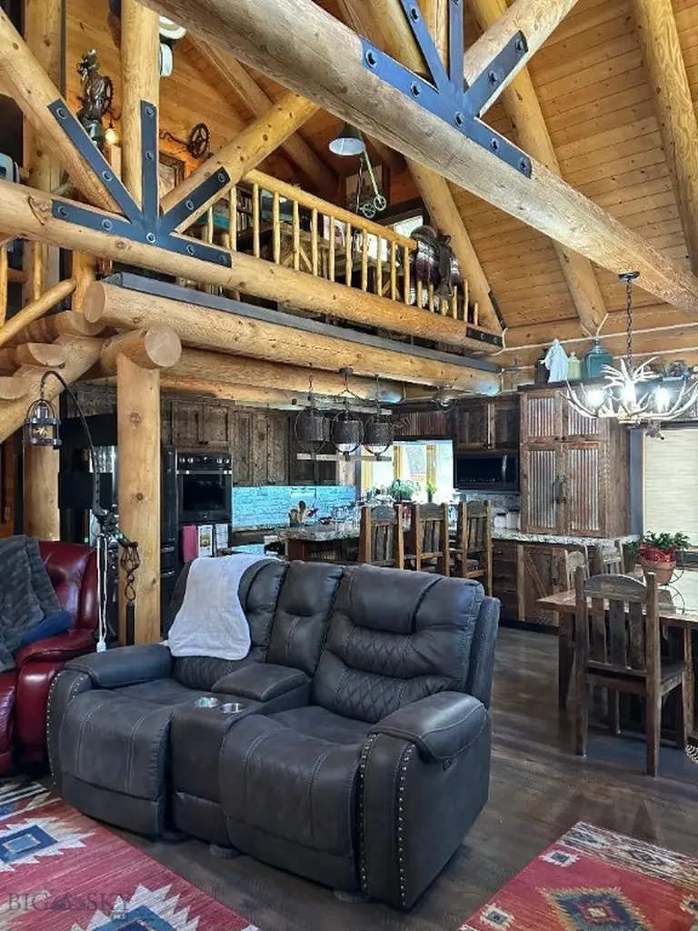 805 N Sylvan Circle West Yellowstone MT 59758