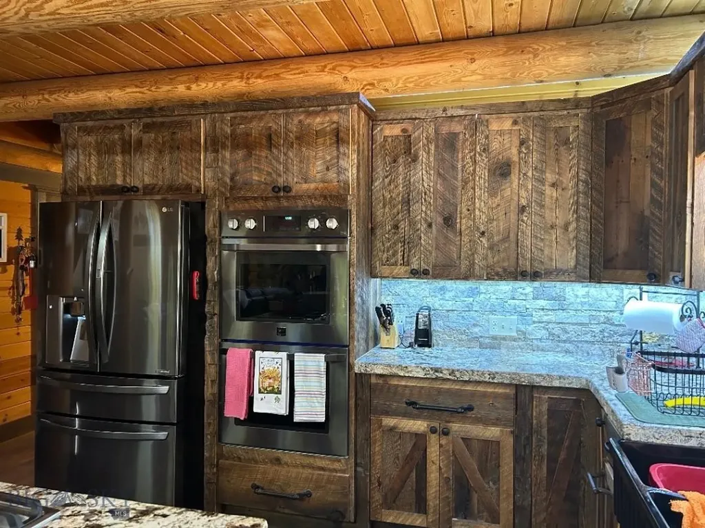 805 N Sylvan Circle West Yellowstone MT 59758