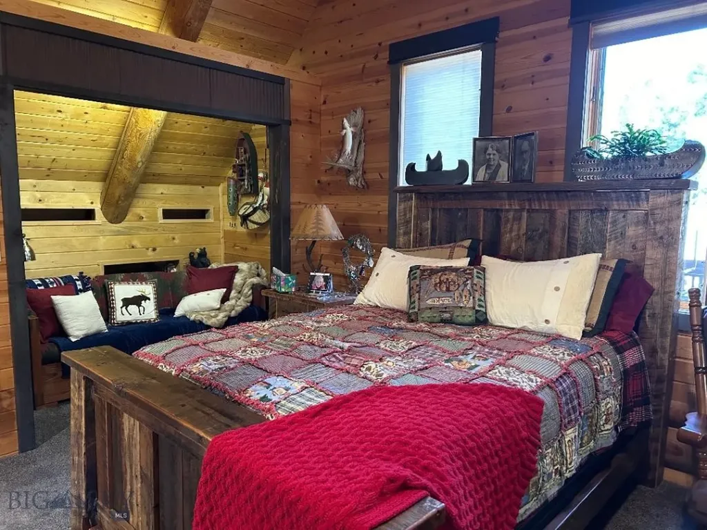 805 N Sylvan Circle West Yellowstone MT 59758