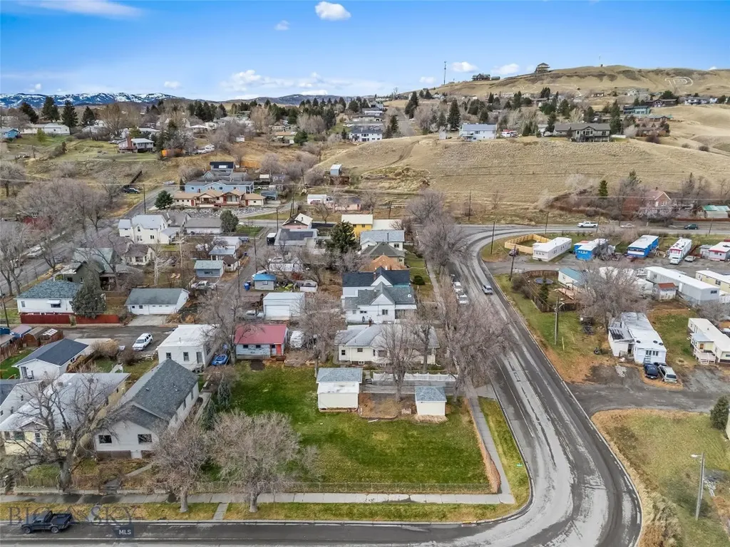217 E Chinook Street Livingston MT 59047