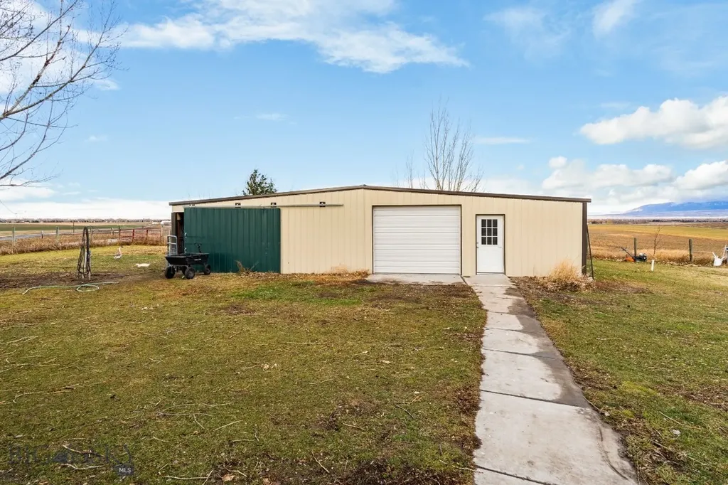 2426 Harper Puckett Bozeman MT 59718