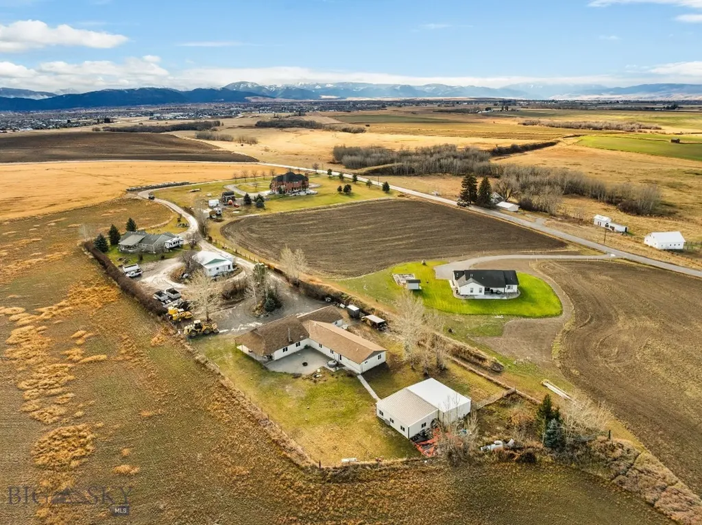 2426 Harper Puckett Bozeman MT 59718
