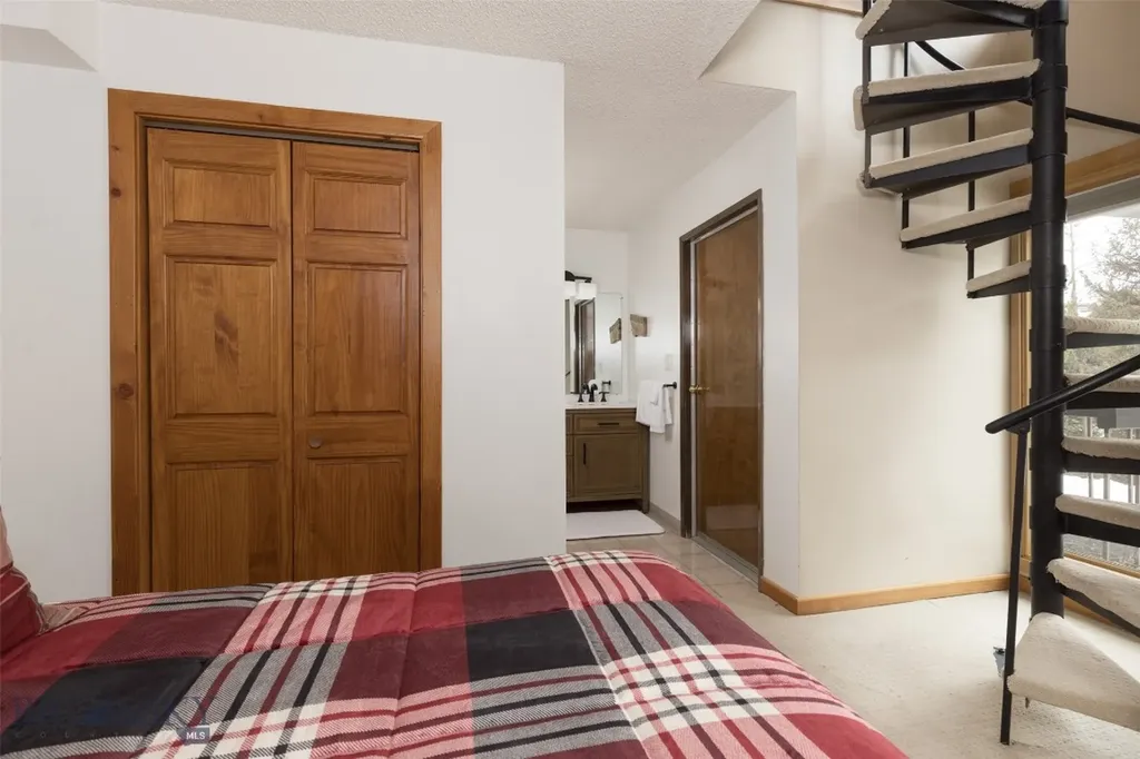 45 Turkey Leg Road Big Sky MT 59716