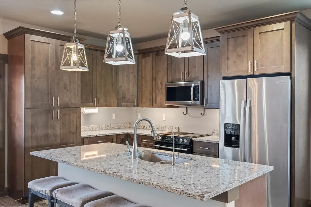 54 Western Larch Three Forks MT 59752