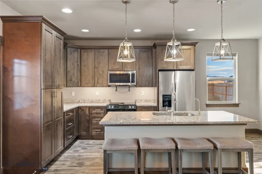 54 Western Larch Three Forks MT 59752