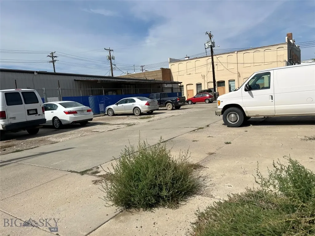 818 Main Street Miles City MT 59301