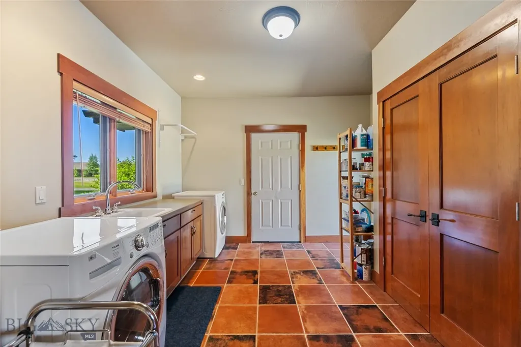 619 Terrance Loop Bozeman MT 59718