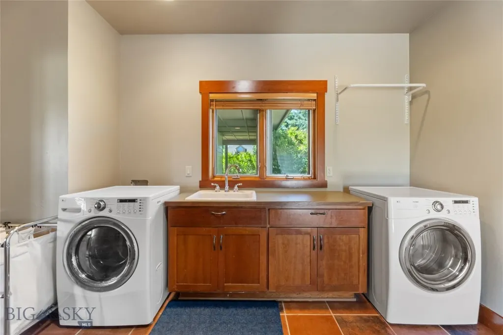 619 Terrance Loop Bozeman MT 59718