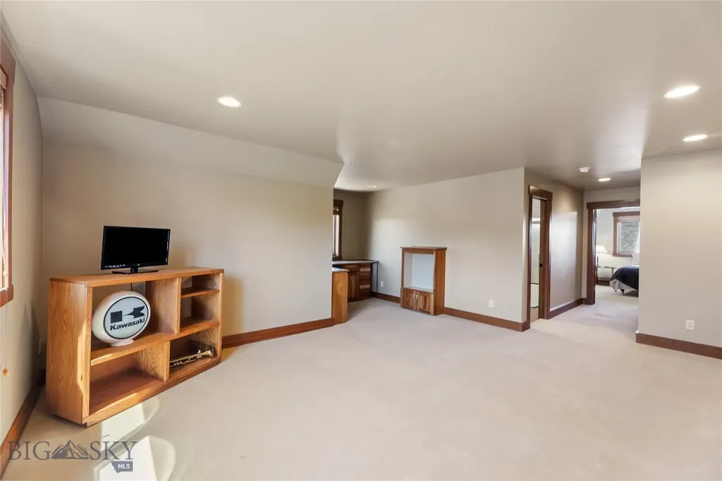 619 Terrance Loop Bozeman MT 59718
