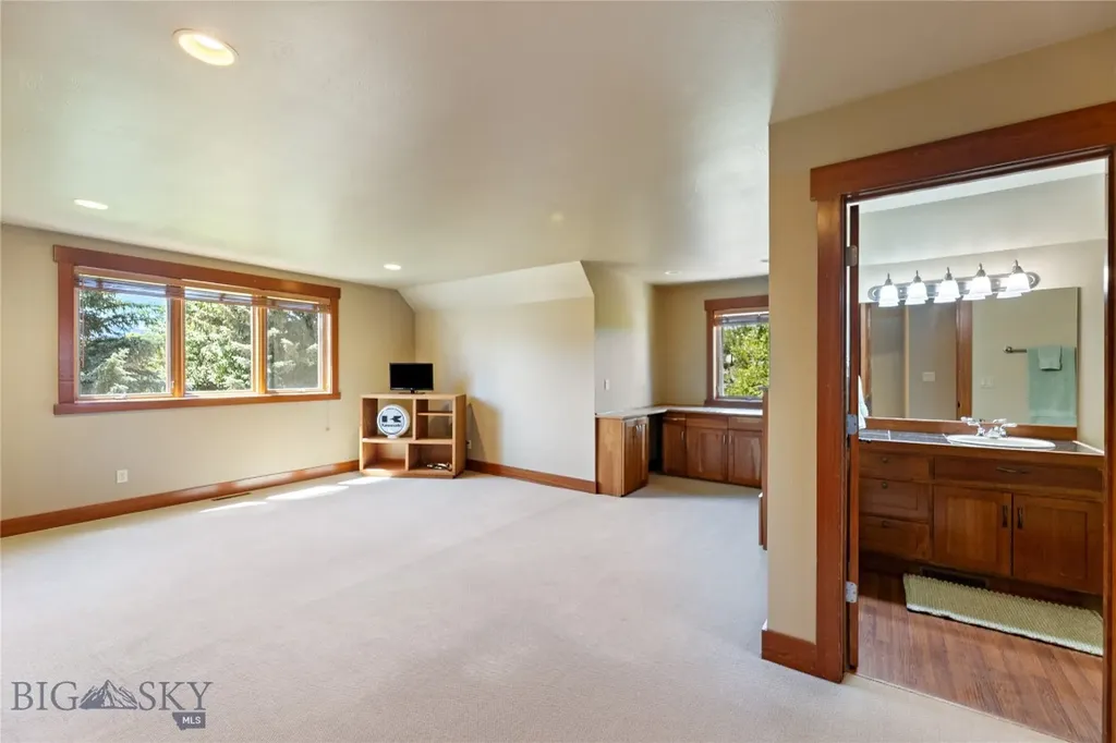 619 Terrance Loop Bozeman MT 59718