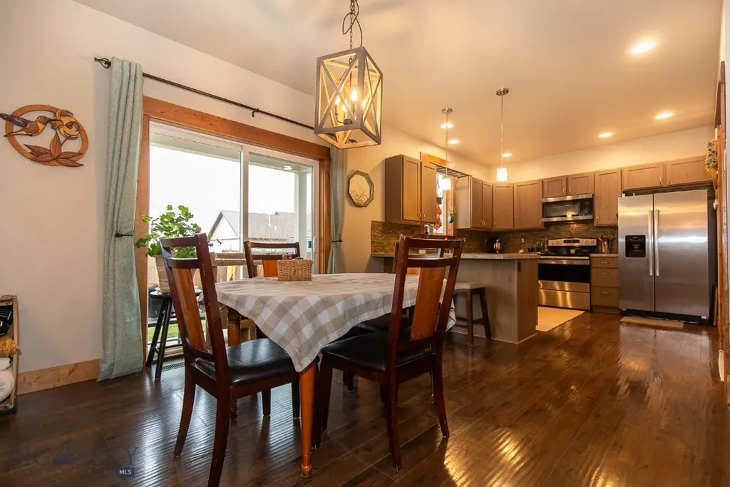 1005 Las Campanas Belgrade MT 59714