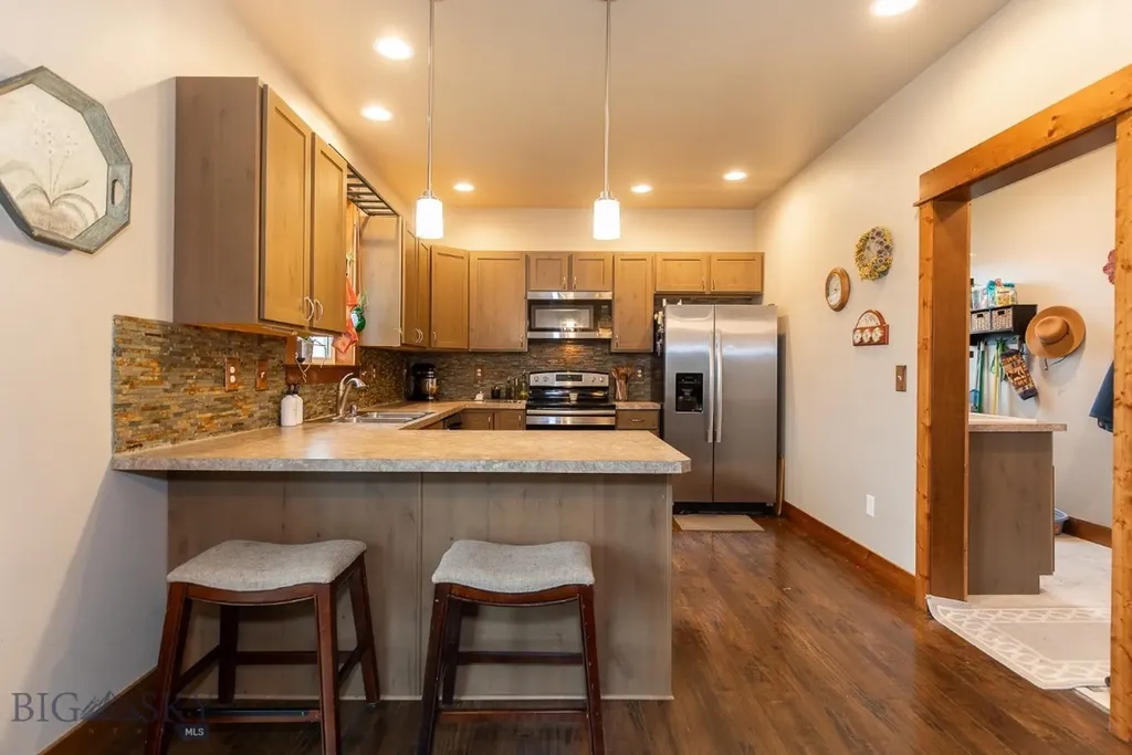 1005 Las Campanas Belgrade MT 59714