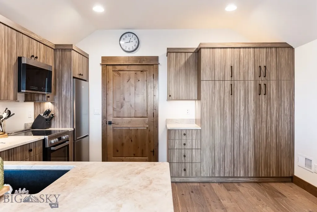 987 Spain Bridge Ranch Road Belgrade MT 59714