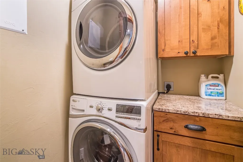167 Pheasant Tail Lane Big Sky MT 59716
