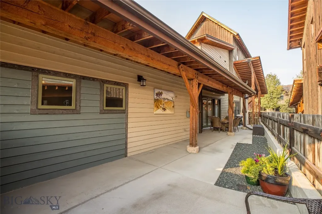 167 Pheasant Tail Lane Big Sky MT 59716