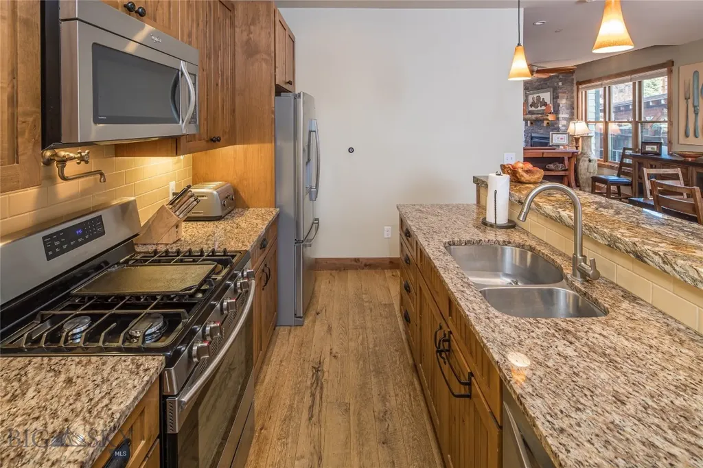167 Pheasant Tail Lane Big Sky MT 59716