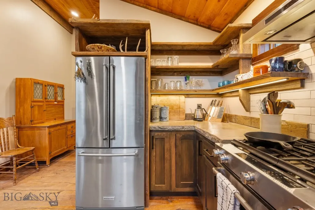 490 Sundown Road Bozeman MT 59715