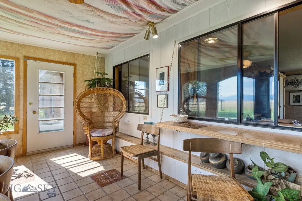 2851 E River Road Livingston MT 59047