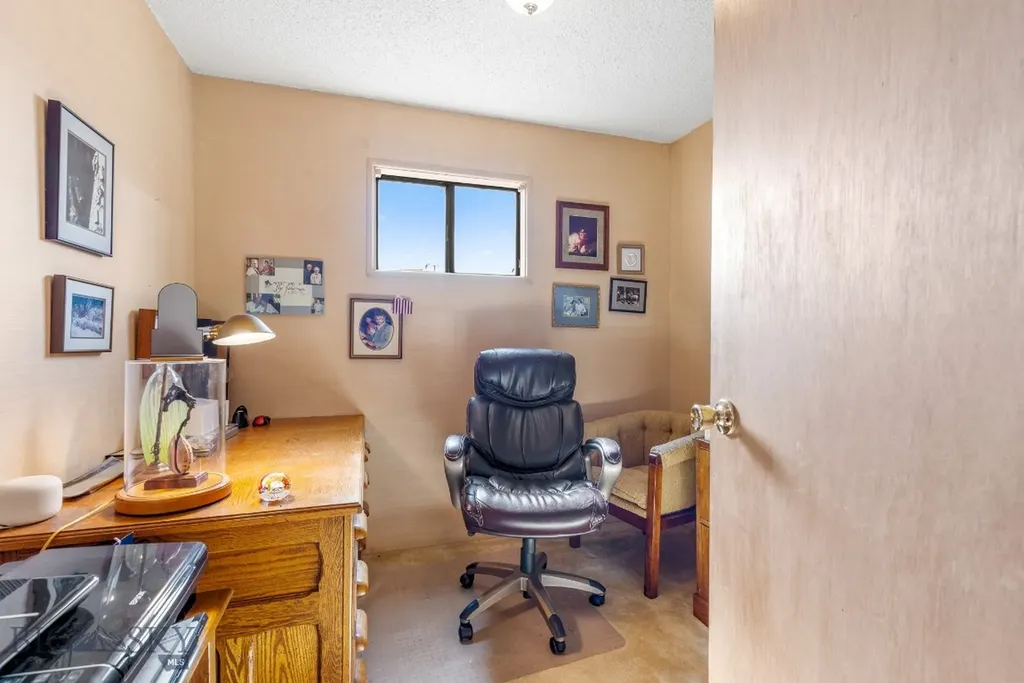 2851 E River Road Livingston MT 59047