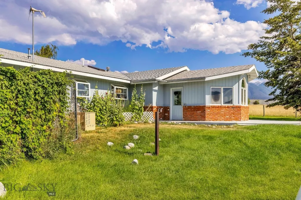 2851 E River Road Livingston MT 59047